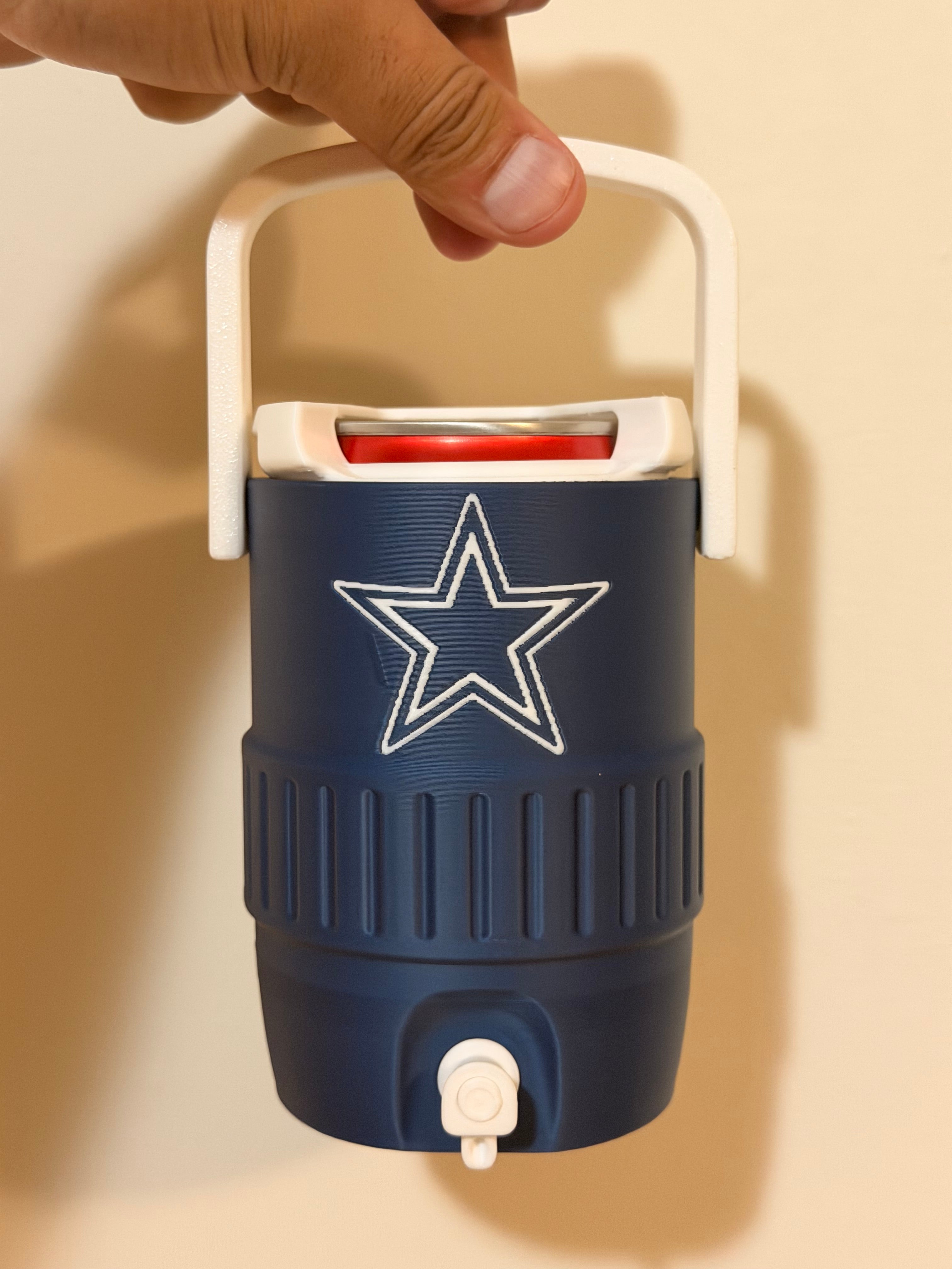 Dallas cowboys Fan Koozie – porta latas Latas355ml Impreso en 3D
