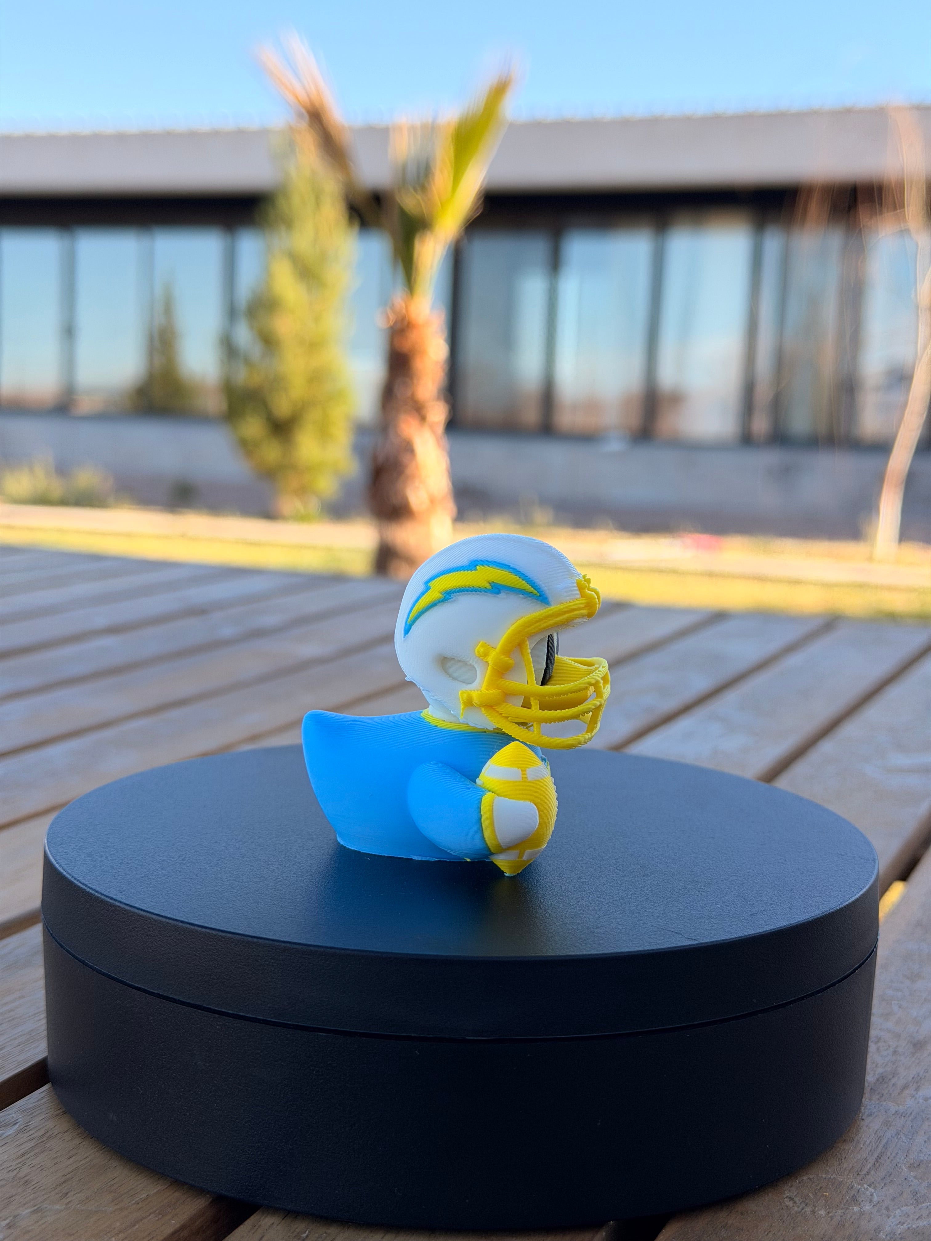 Los Angeles Chargers Patito de Fútbol Americano – Impreso en 3D Fan NFL Patito Coleccionable | Chargers Regalo Fan | Football Decoración de Tablero
