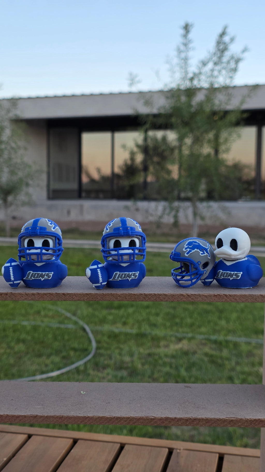Detroit Lions Patito de Fútbol Americano – Impreso en 3D Fan NFL Patito Coleccionable | Lions Regalo Fan | Football Decoración de Tablero