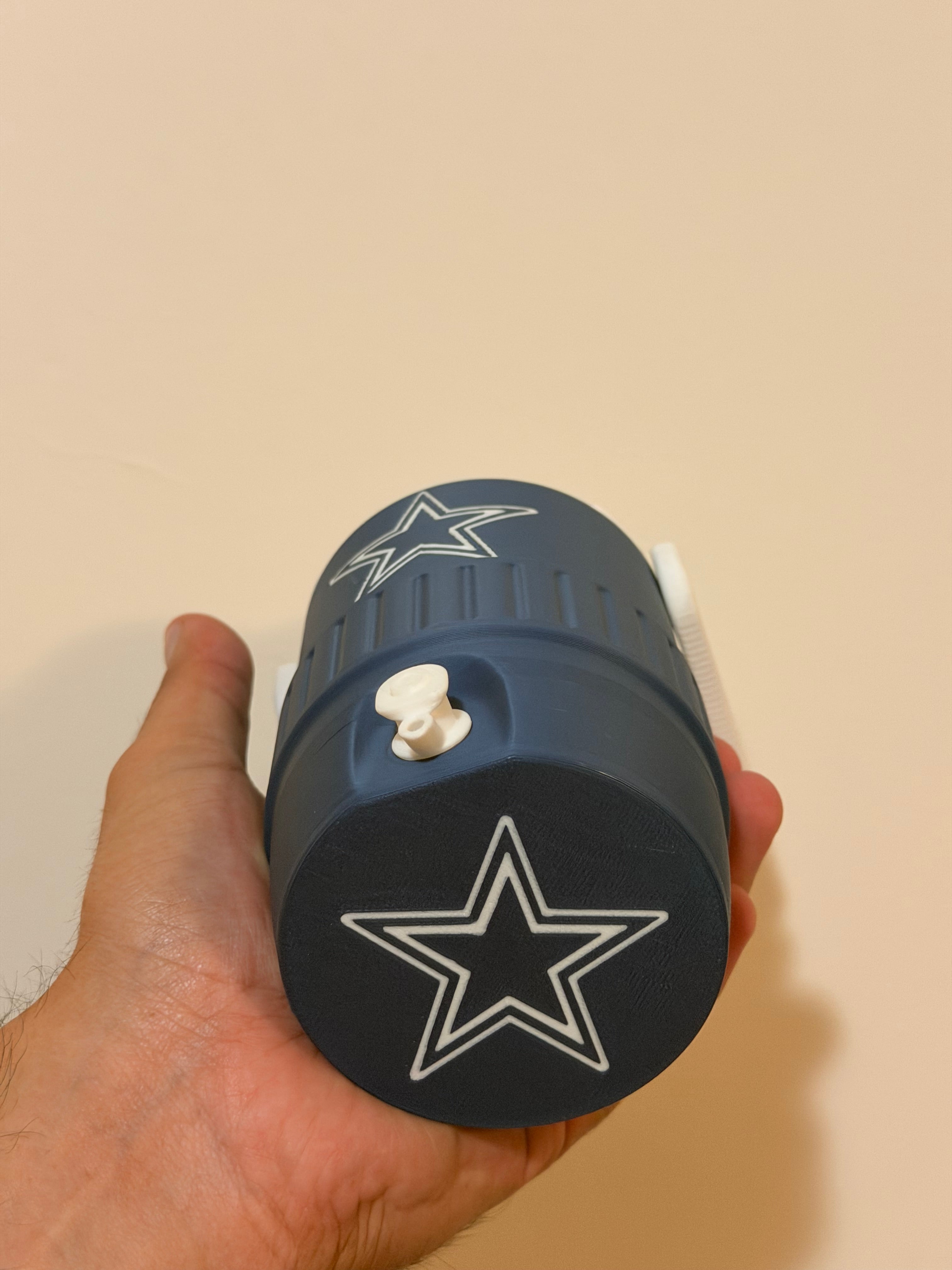 Dallas cowboys Fan Koozie – porta latas Latas355ml Impreso en 3D