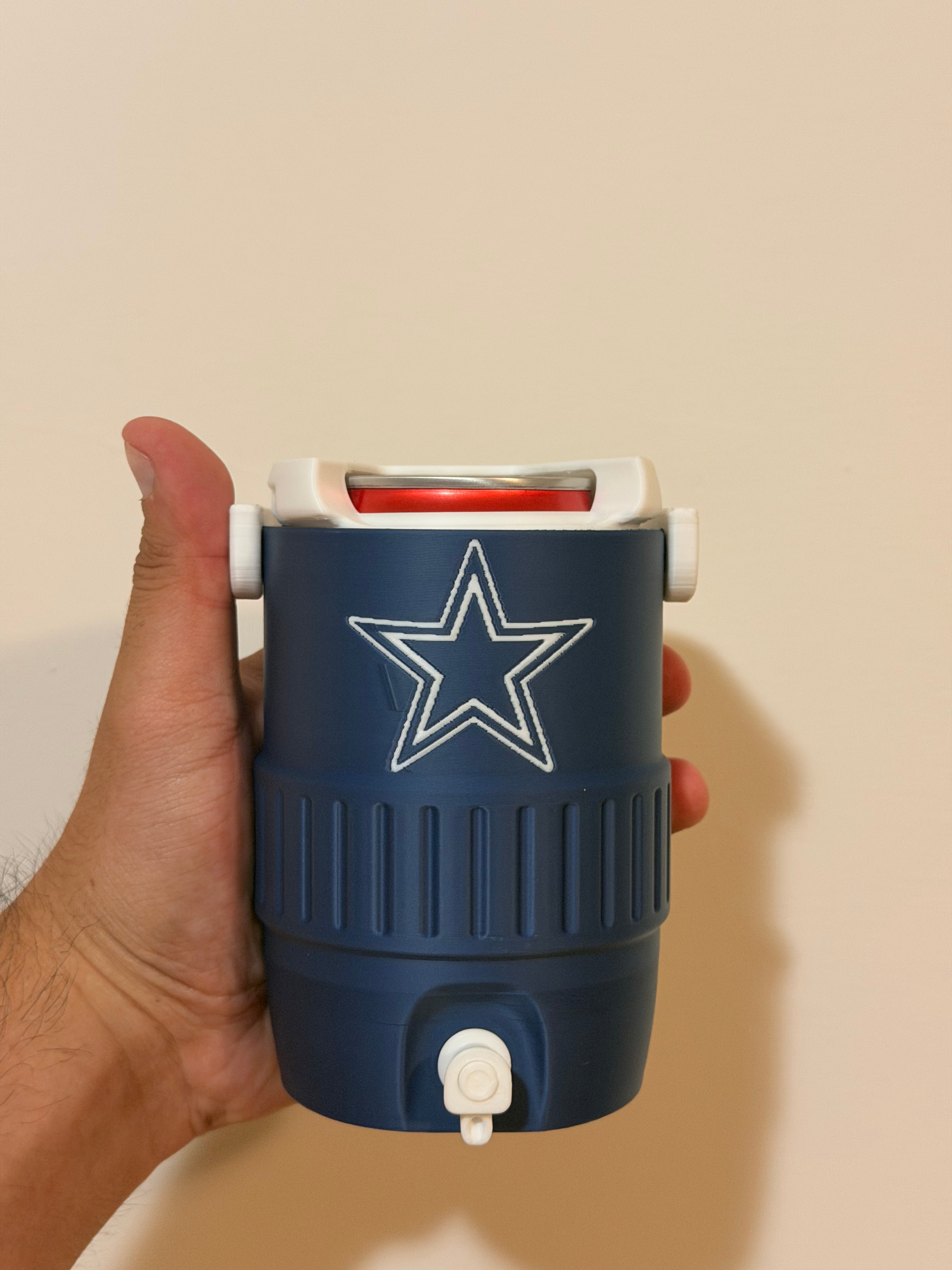 Dallas cowboys Fan Koozie – porta latas Latas355ml Impreso en 3D